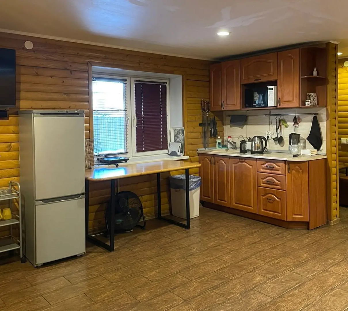 Гостевой дом Коттедж с террасой и бассейном