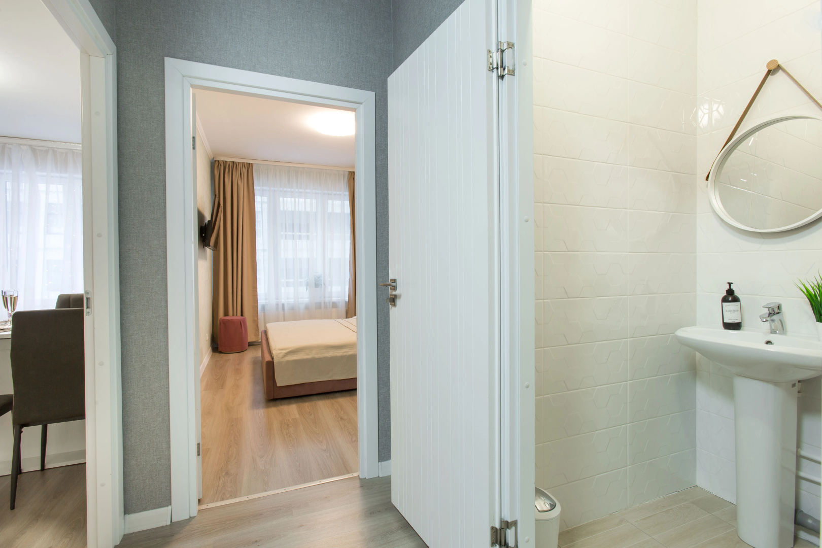 Квартира Homely у Лесной Satin home