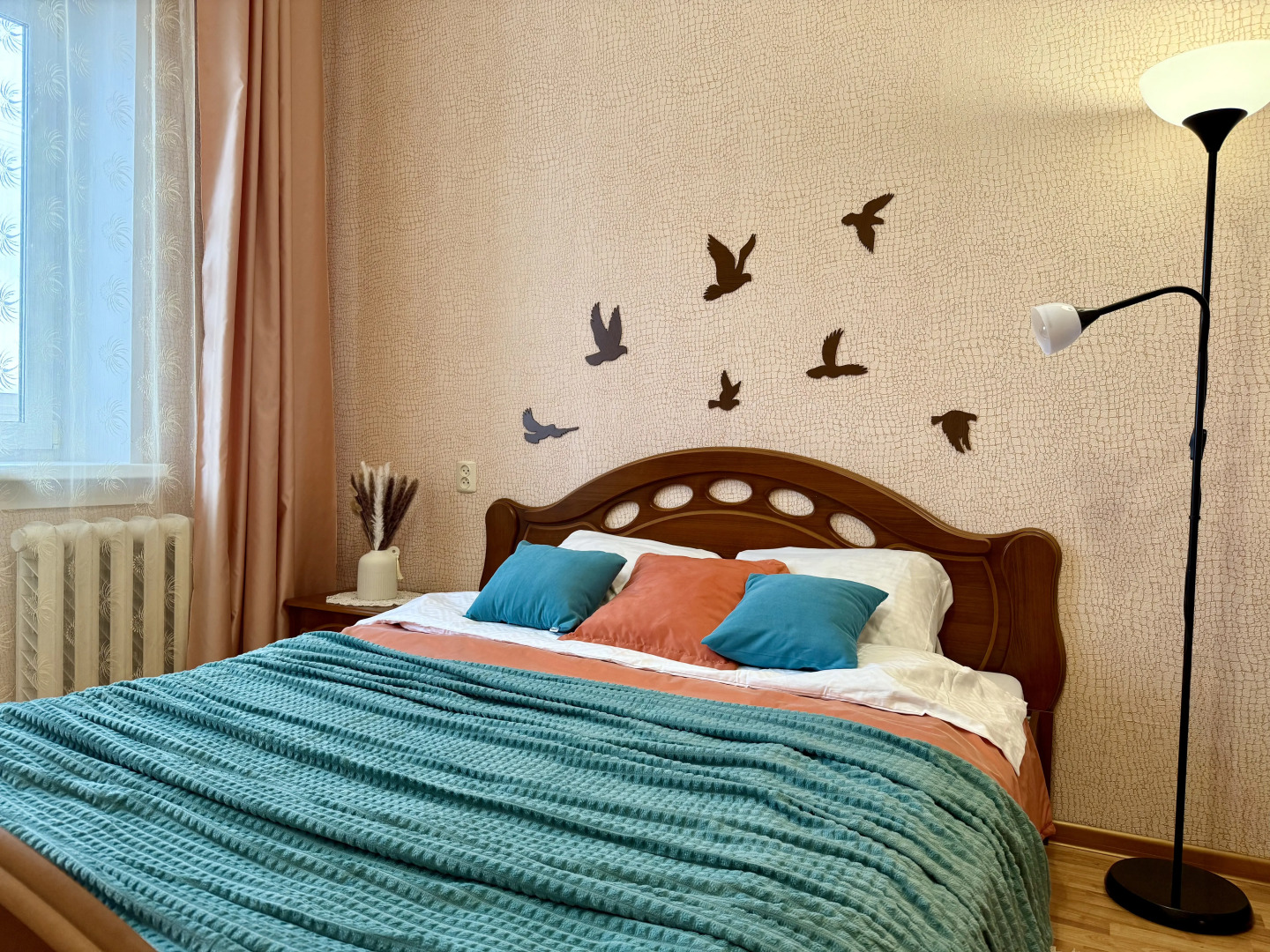 Квартира Двухкомнатная Your Home