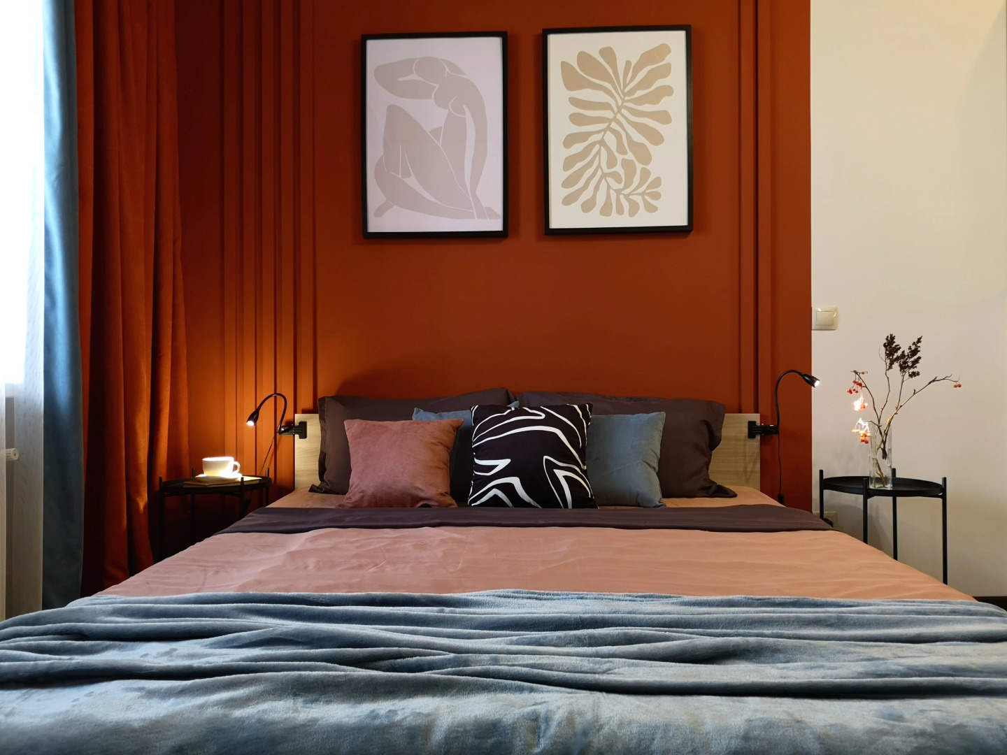 Апартаменты студия Рябиновый закат