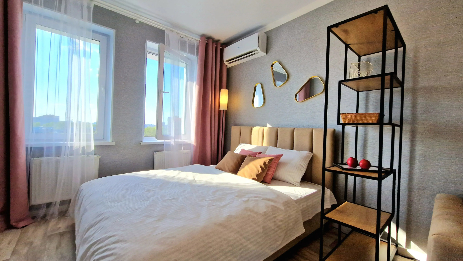 Квартира в Хорошей Локации Недалеко от Исторического Центра Города