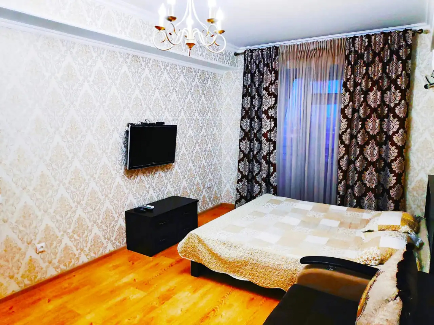 Апартаменты КвартОтель на М.Горького 85Б 1