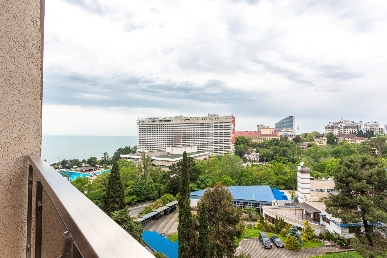 Апартаменты Red Apartments Светлана Парк Ассоль