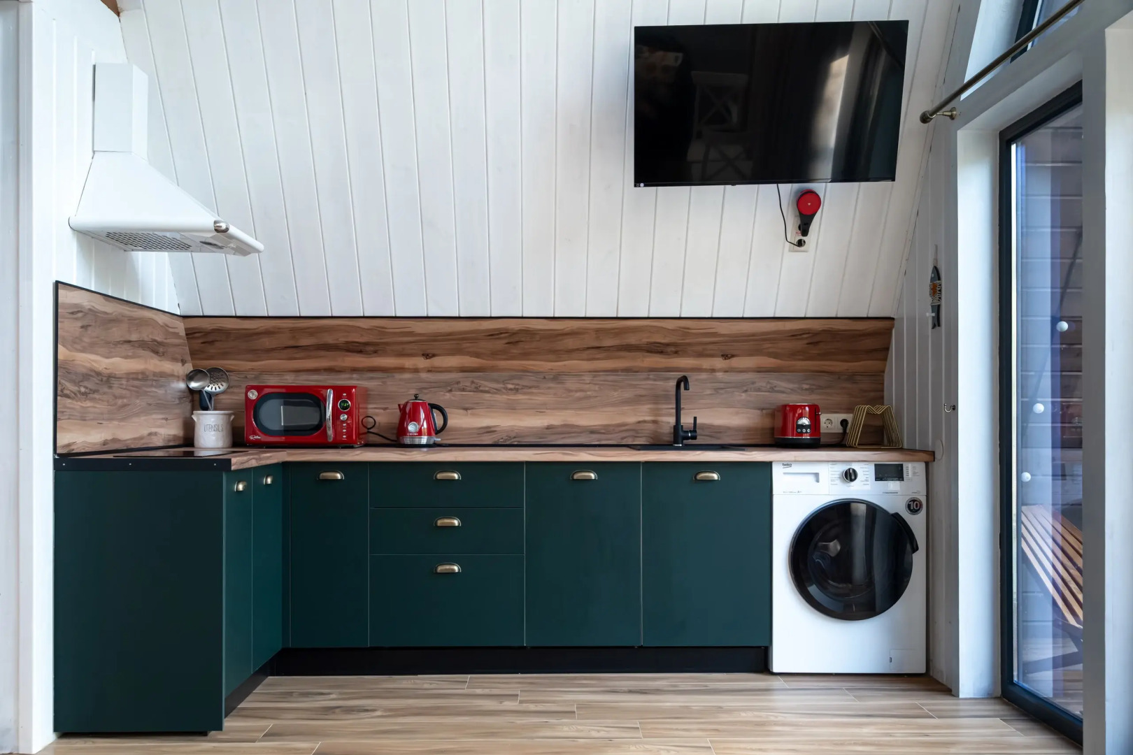 Теремки на Улице Кукушкина 4