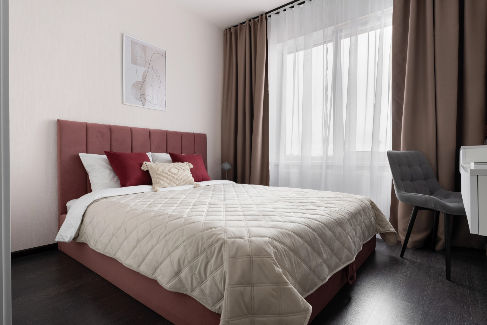 Апартаменты MyhomeYourhome на Проспекте Буденного д.21 к.1