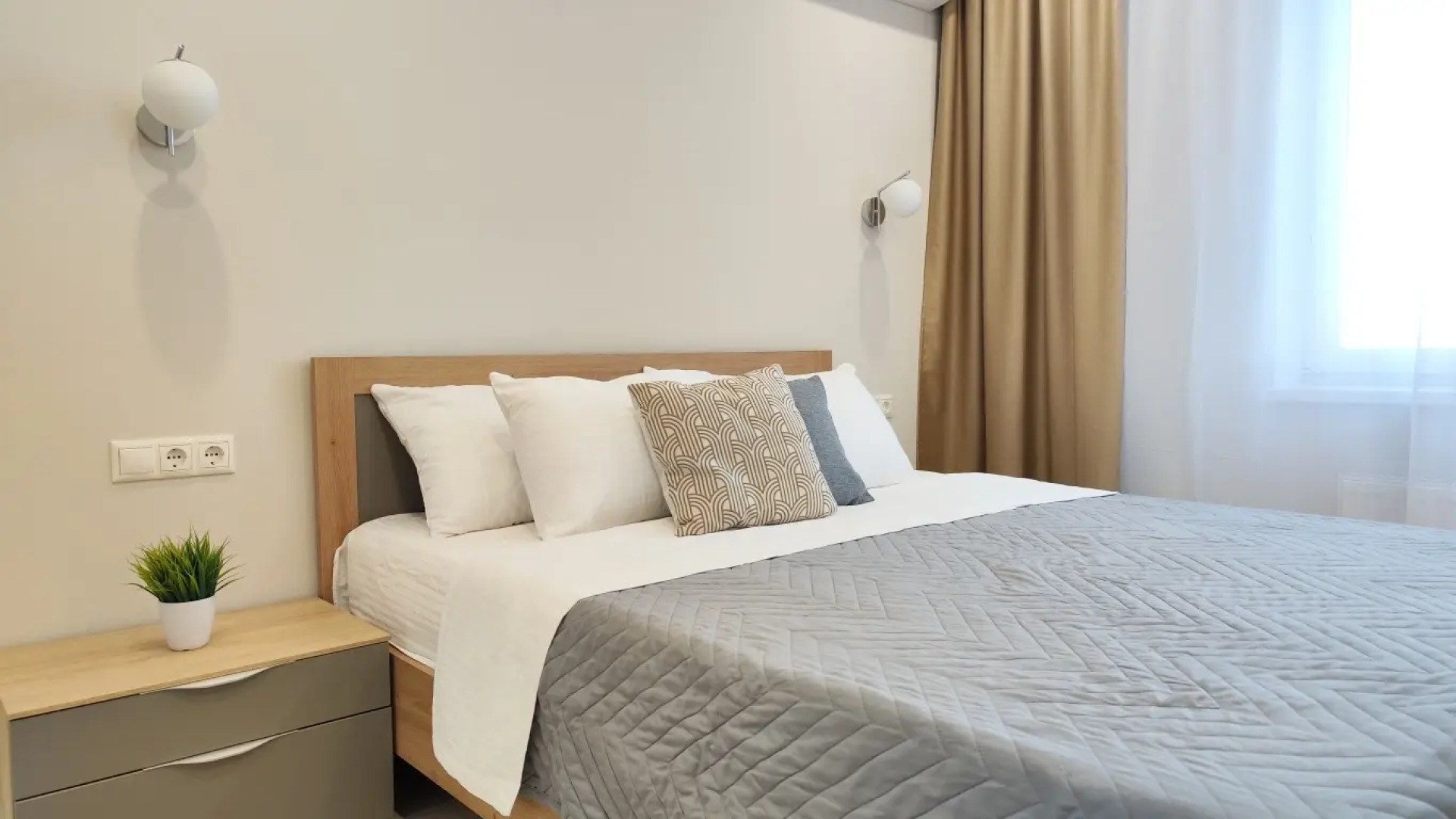 Апартаменты Panda Home в центре в ЖК Сердце Сибири