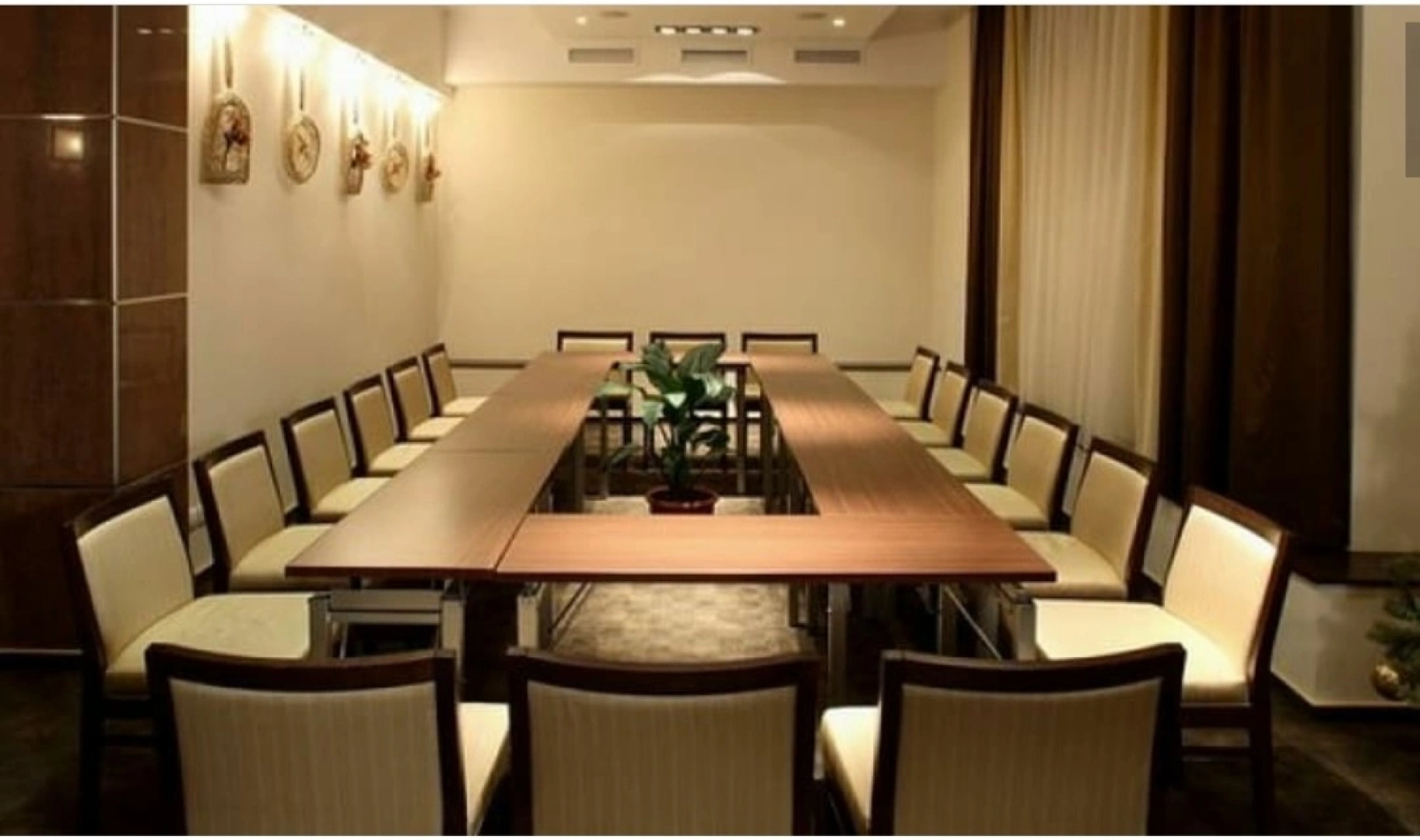 Отель Сенатор