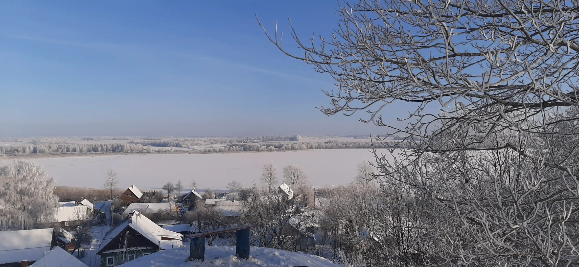 Вилла Домик у озера Свирь