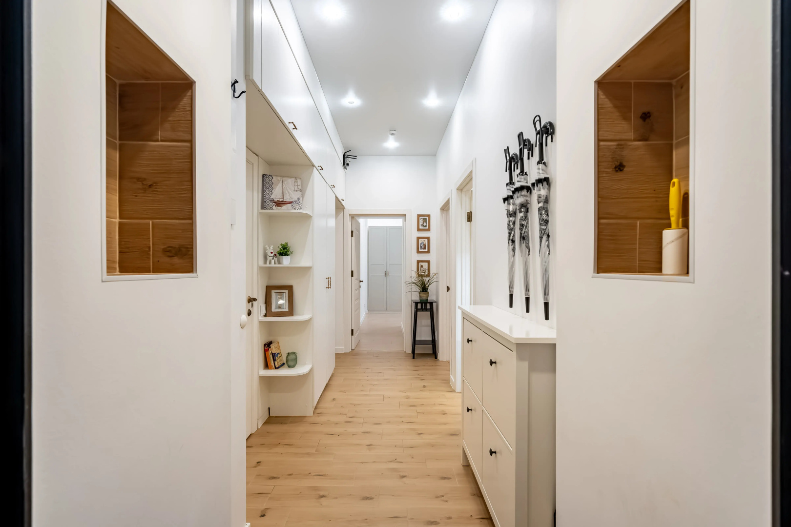 Апартаменты Sergeew Apartments 3-х комнатный Делюкс на Набережной Макарова