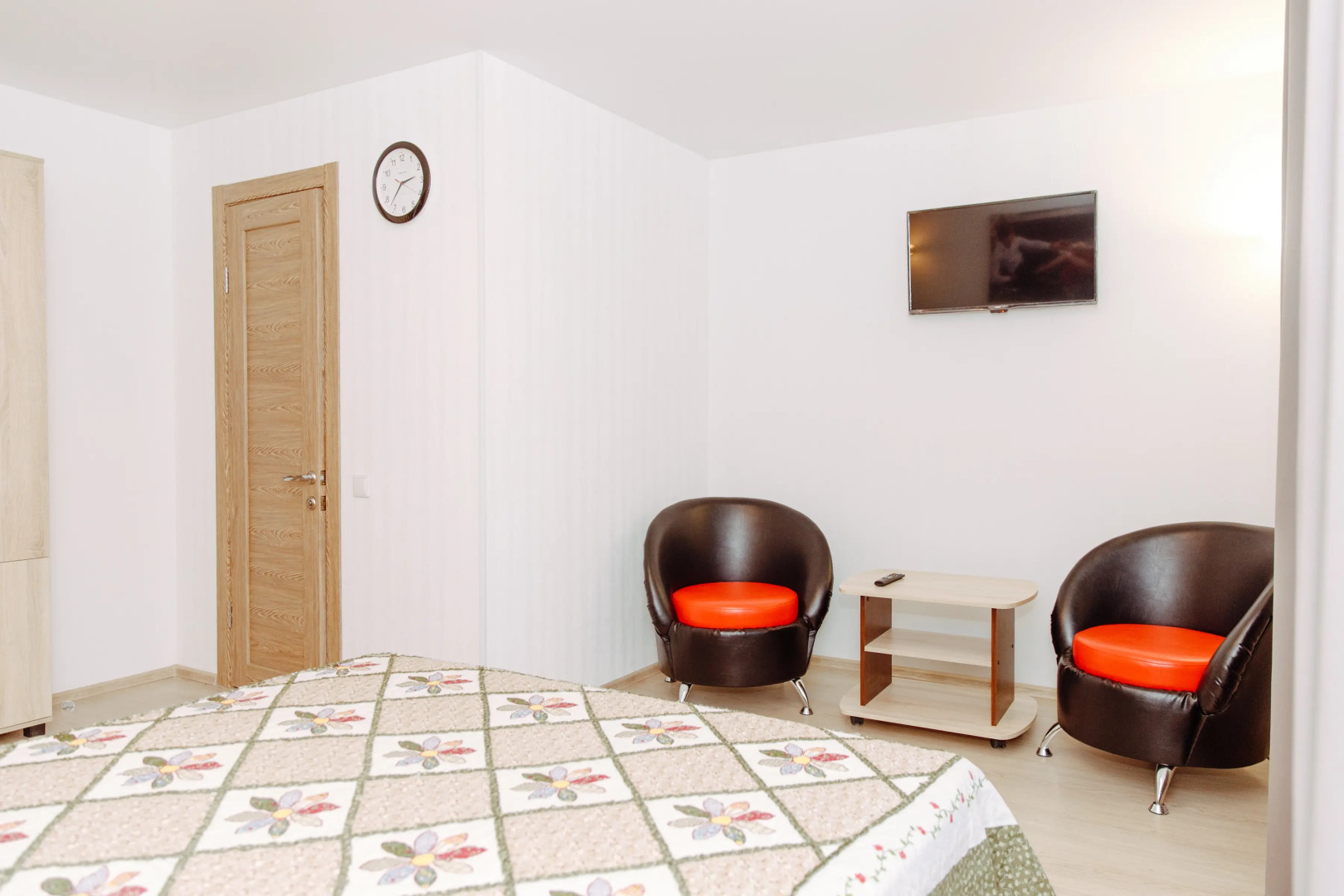 Мини-Отель Адам и Ева