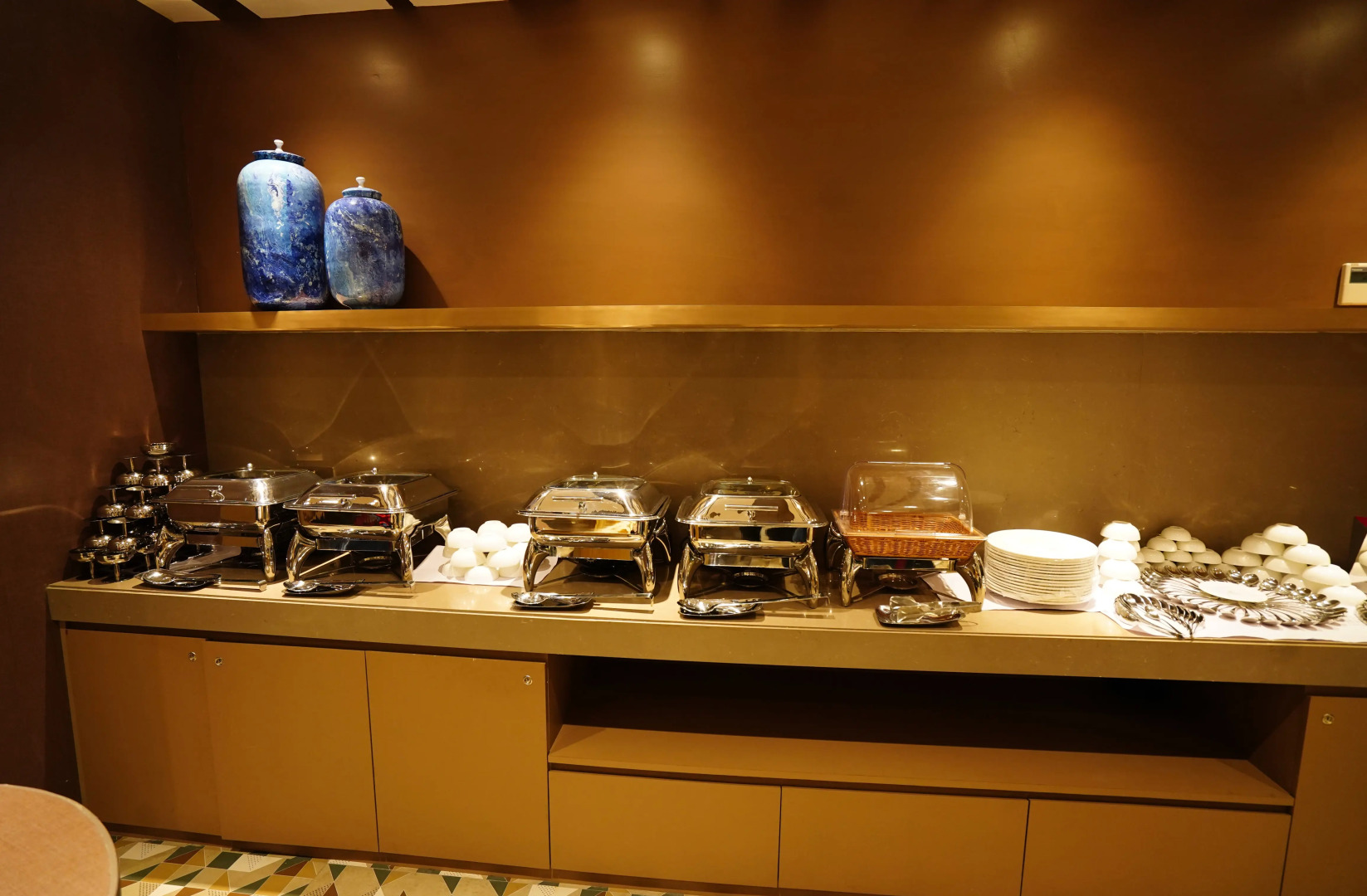 Отель Maplewood Premier