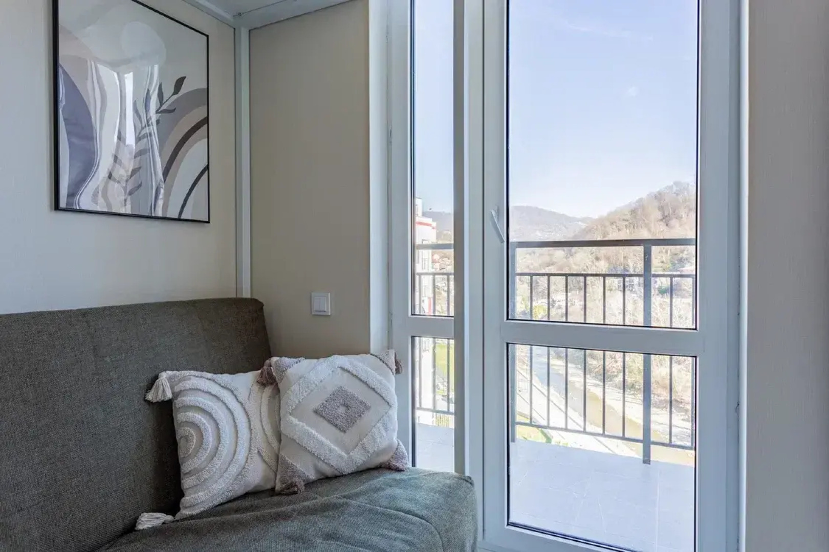 Квартира с Отдельной Спальней в ЖК Летний