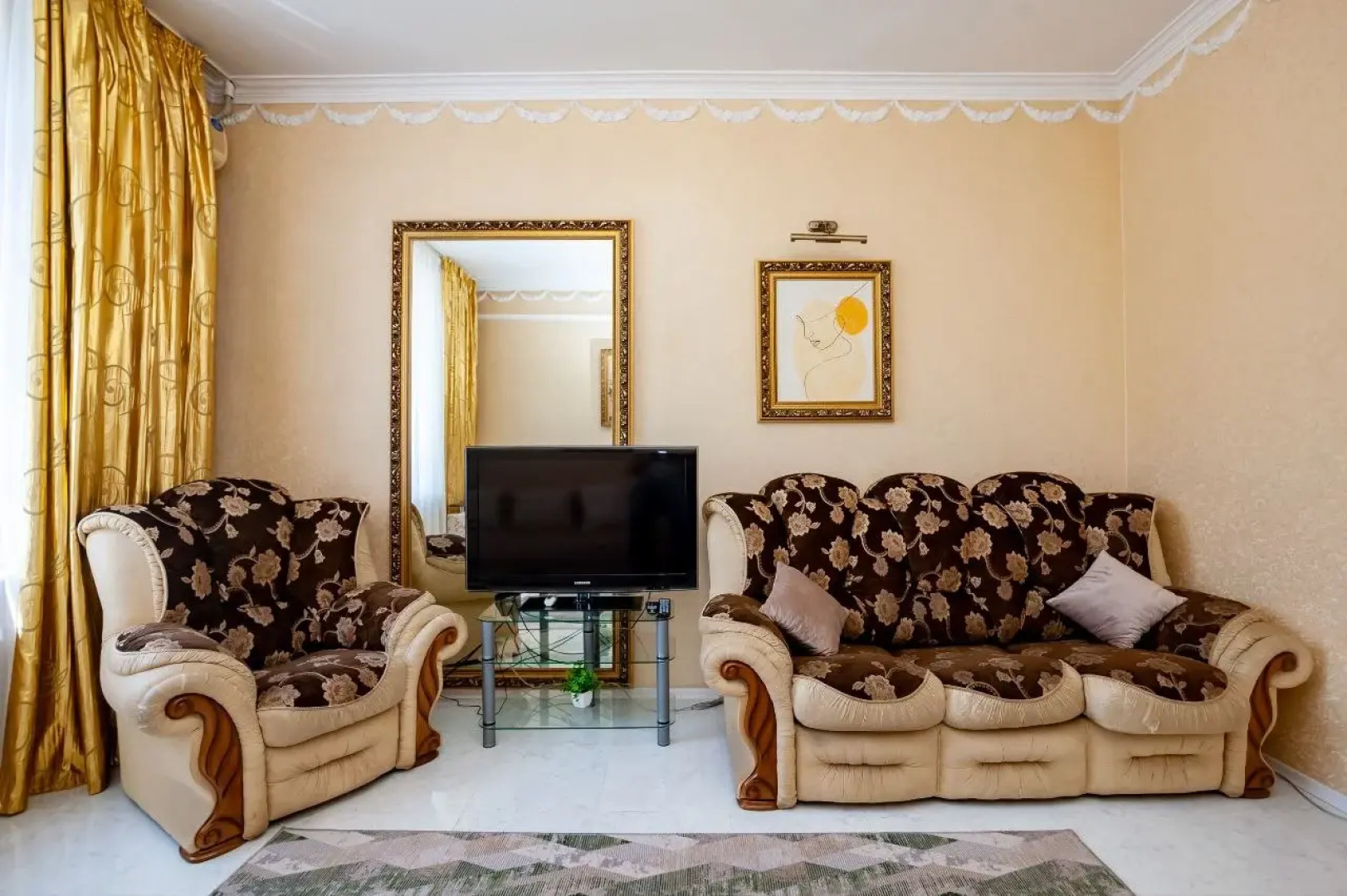 Квартира в центре Краснодара с бесплатной парковкой