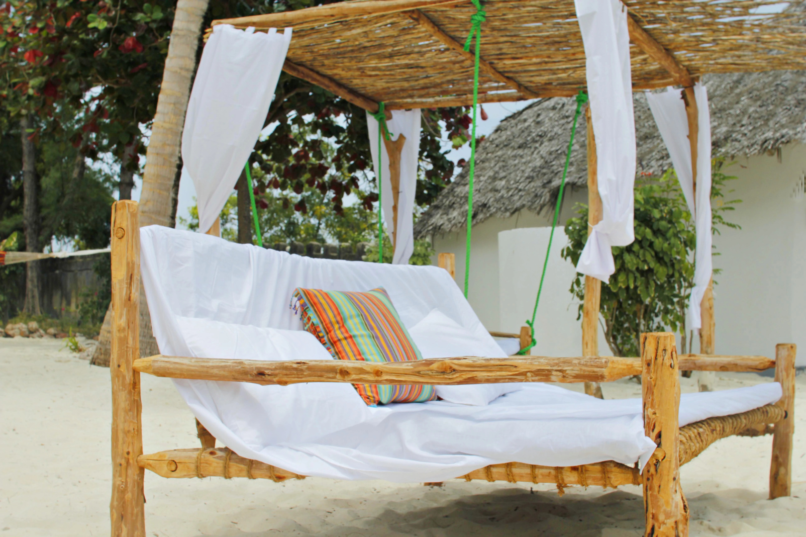 Отель Aya Beach Bungalows