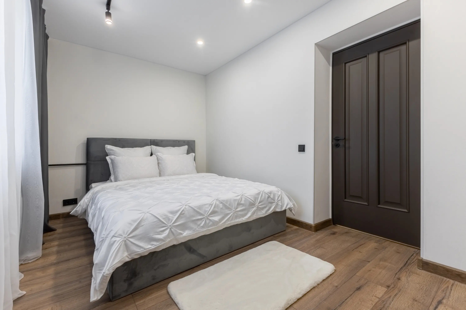 Апартаменты Comfort Home на Амирхана 11