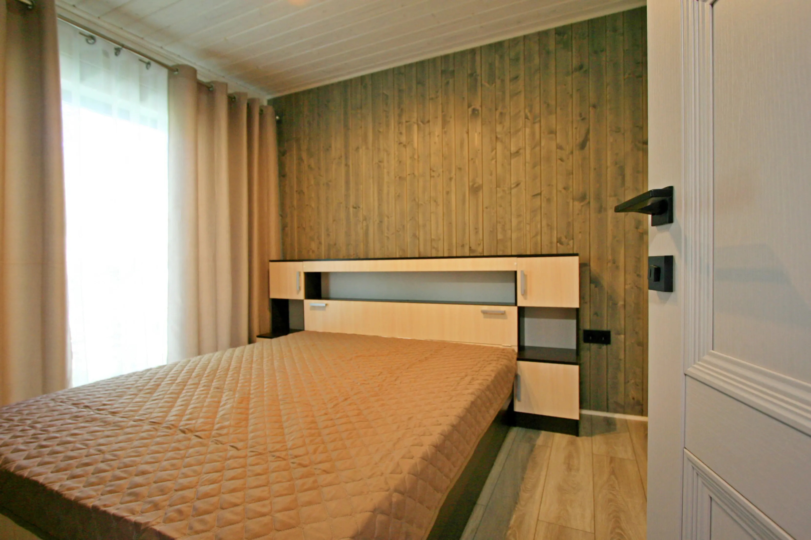 Частный Дом в Аренду Zaimka Трехкомнатный