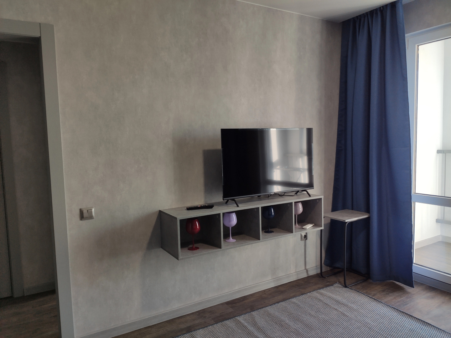 Апартаменты  Двухкомнатные апартаменты евростандарта с закрытой территорией