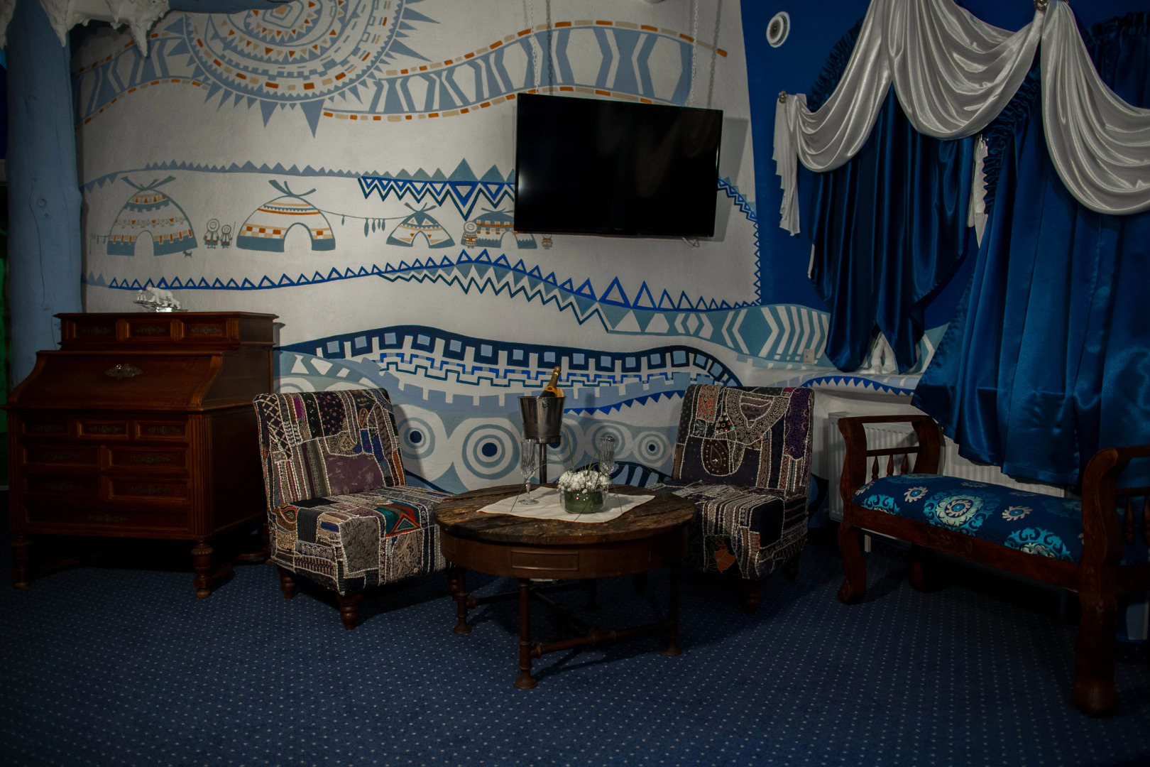 Отель Luxury House