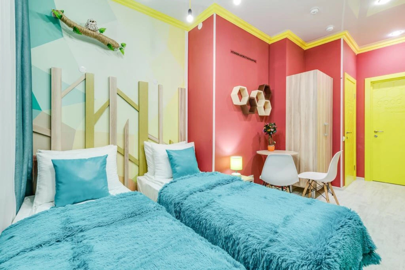 Микс-отель Гуд Лак