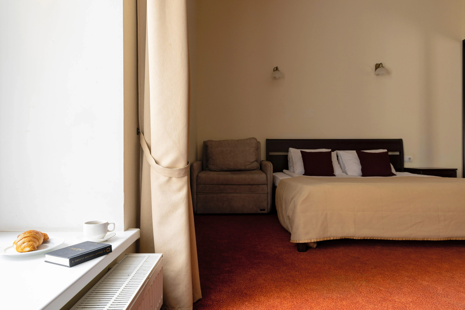 Меблированные комнаты Ларго у Невского проспекта