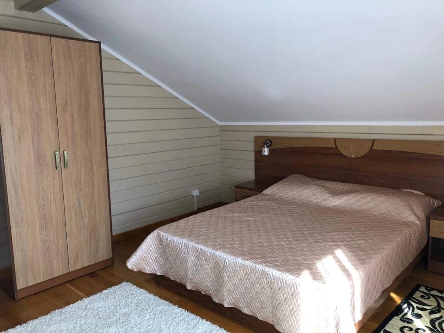 Гостевой дом Коттеджи в аренду Береговая 40