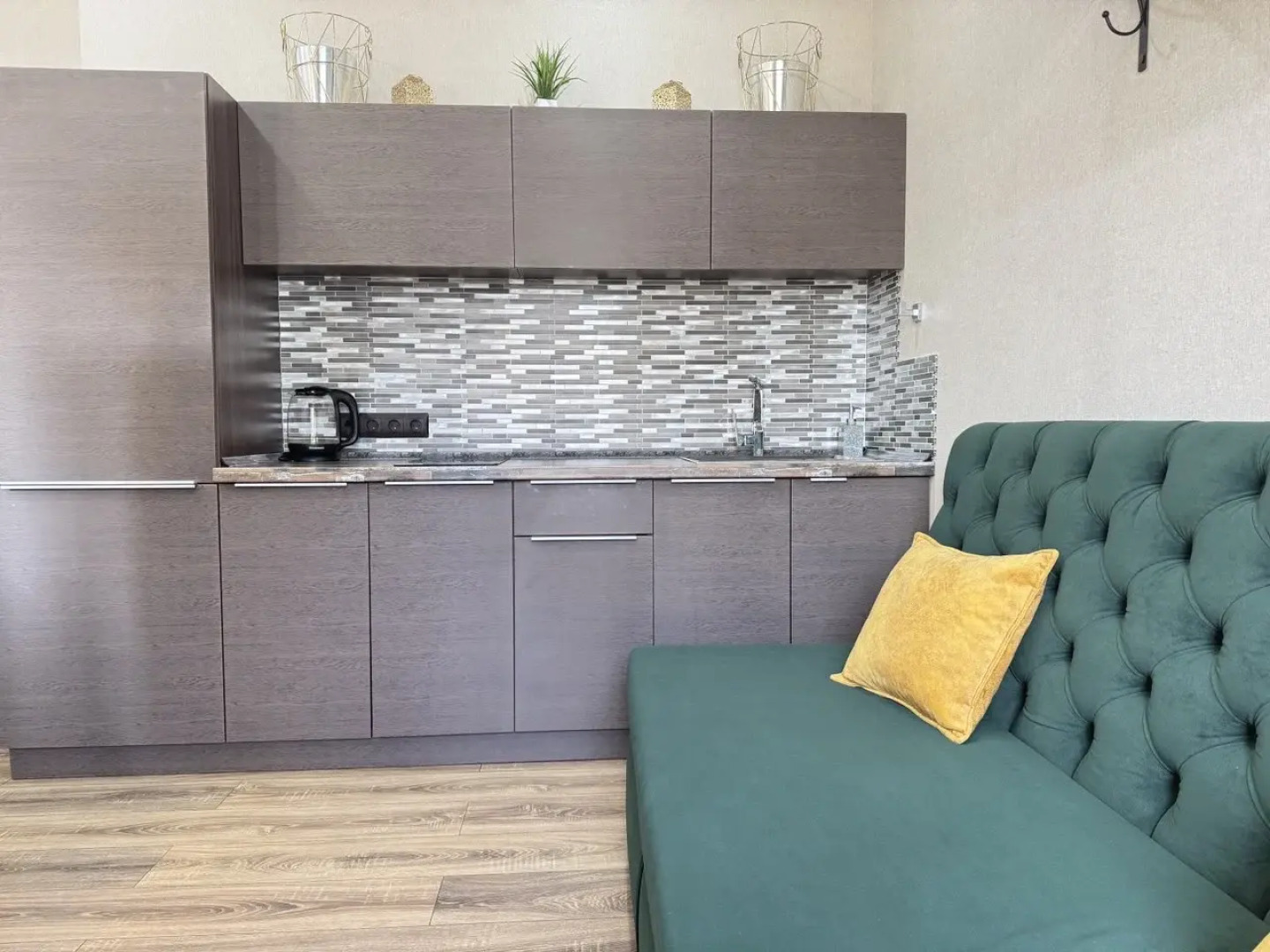 Квартира Яркая Студия на Улице Университетская Набережная 62