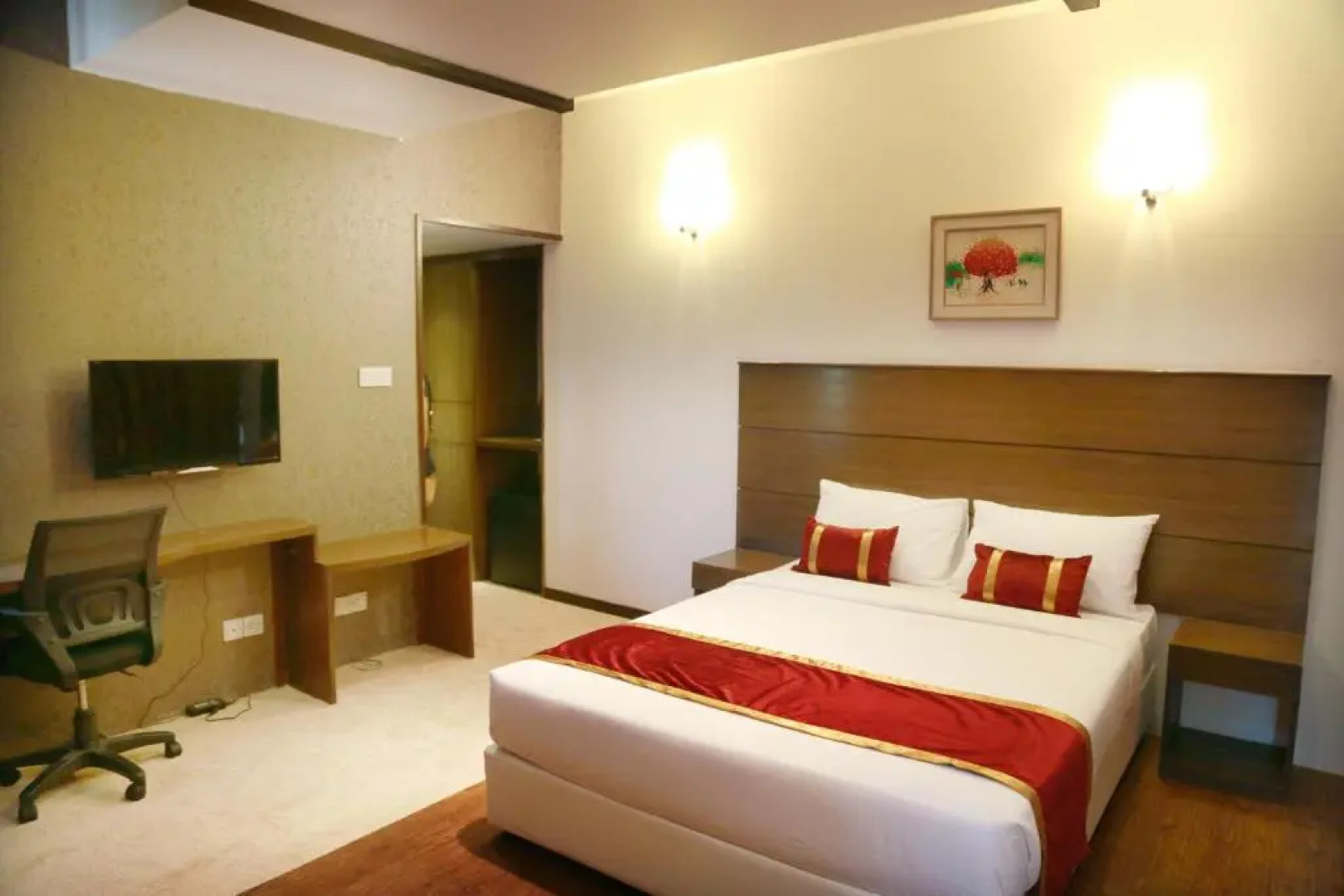 Отель Grand Oriental