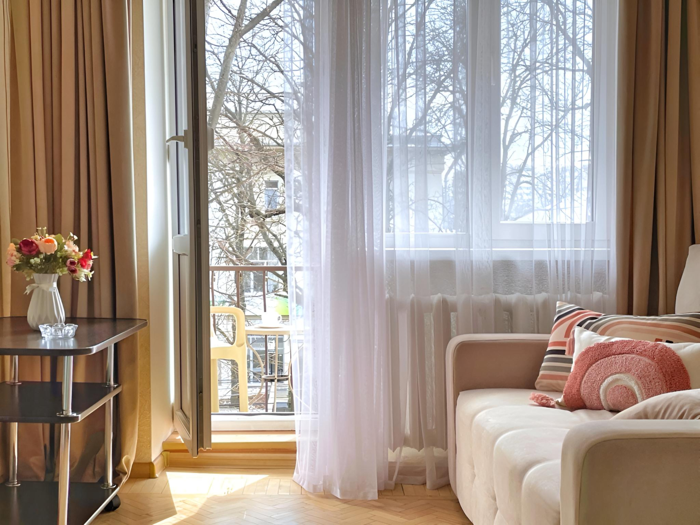 Уютная квартира на Бродвее с балконом