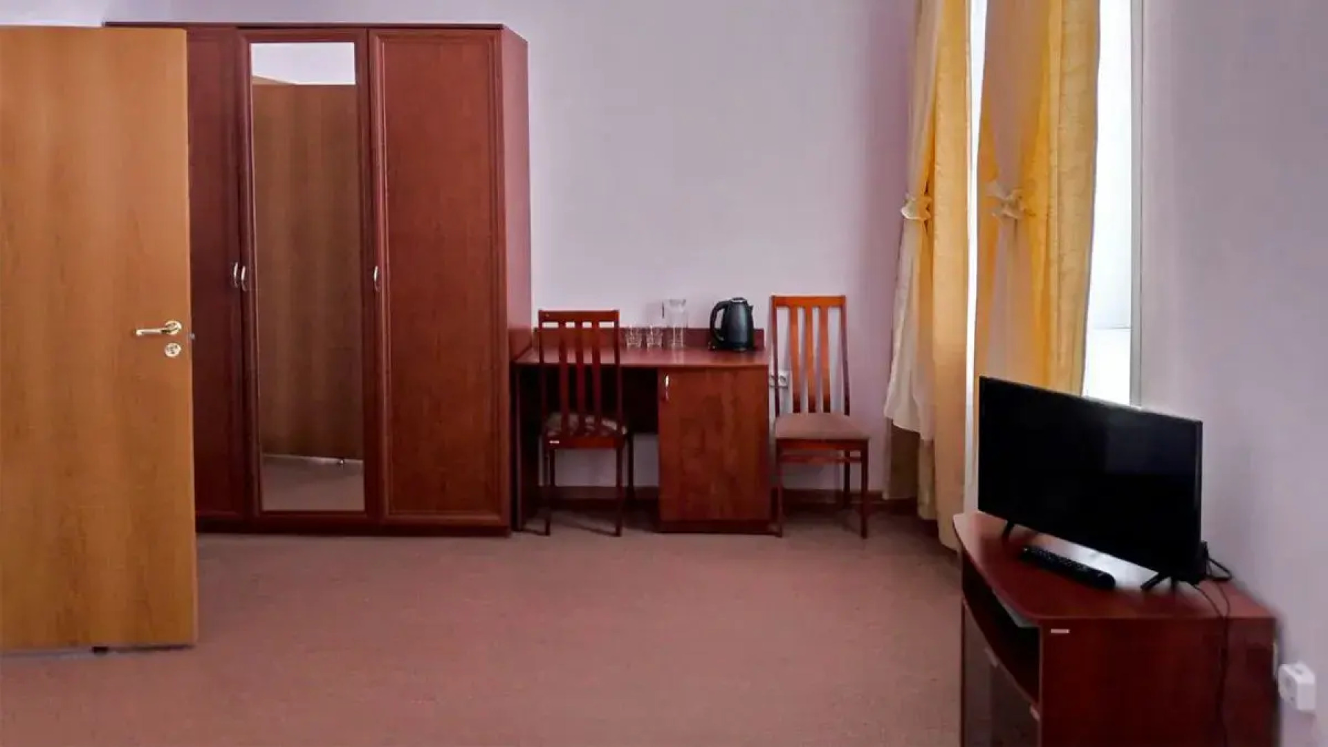 Отель Smart Hotel KDO Барабинск