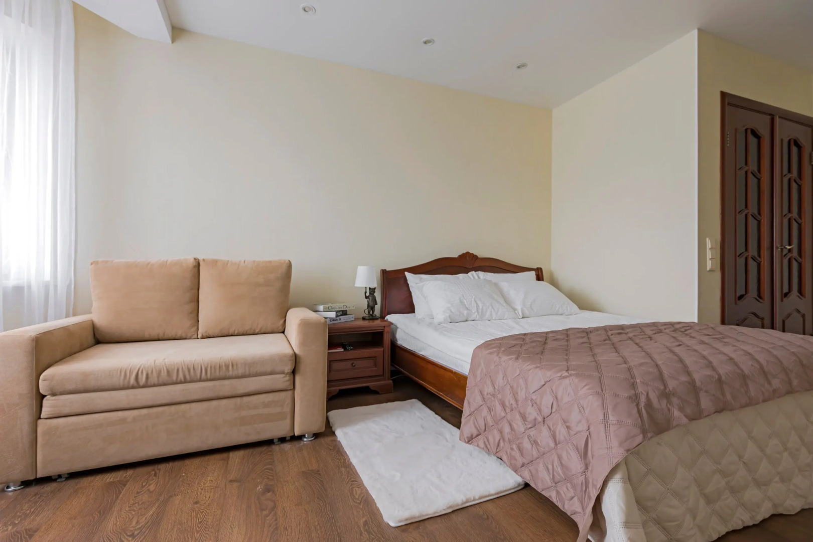 Квартира с Шикарным Видом на Реку Свислочь в Самом Центре Города