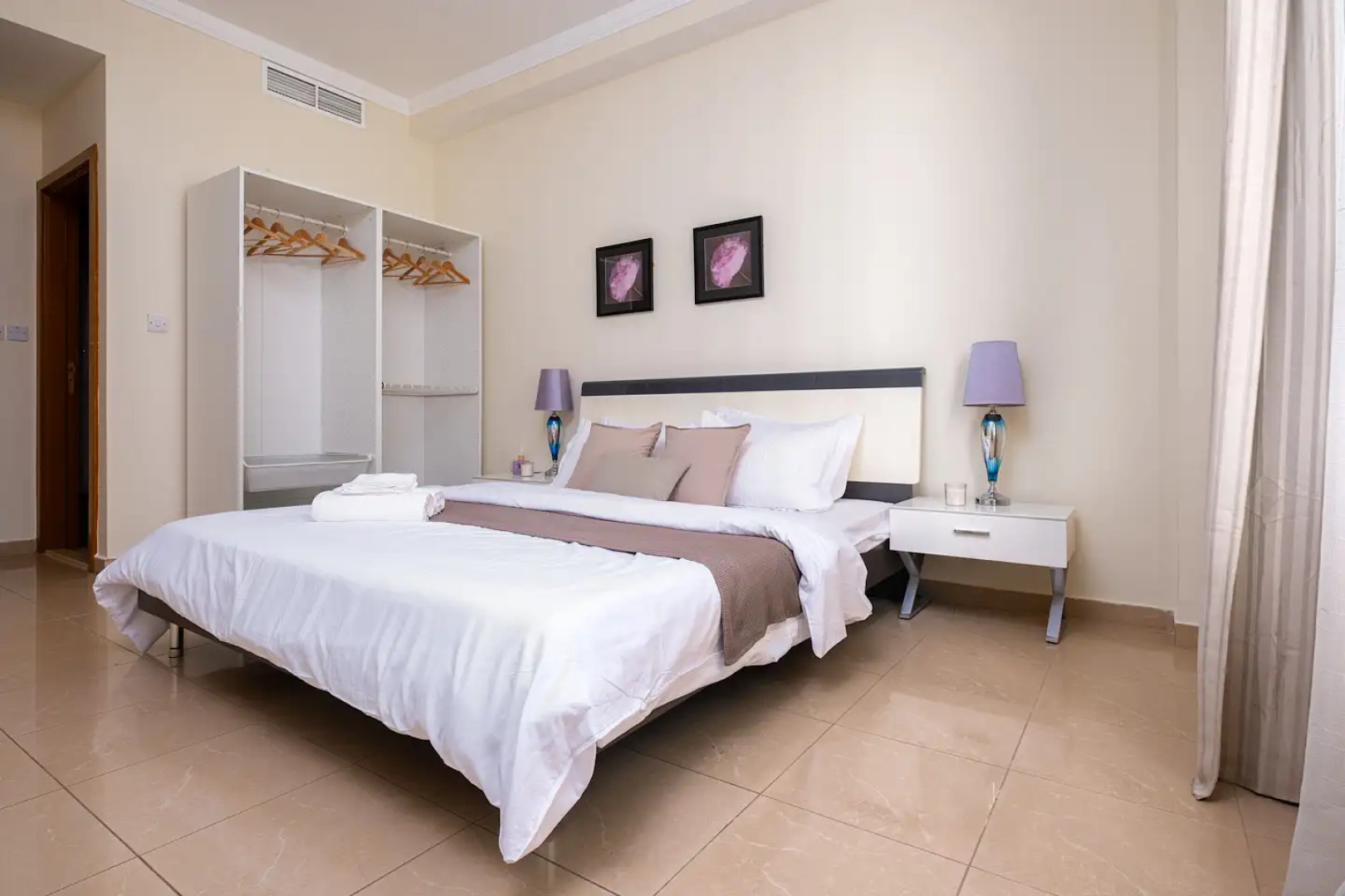 Апартаменты Welcome Home in Marina Crown 1 Спальня с Балконом