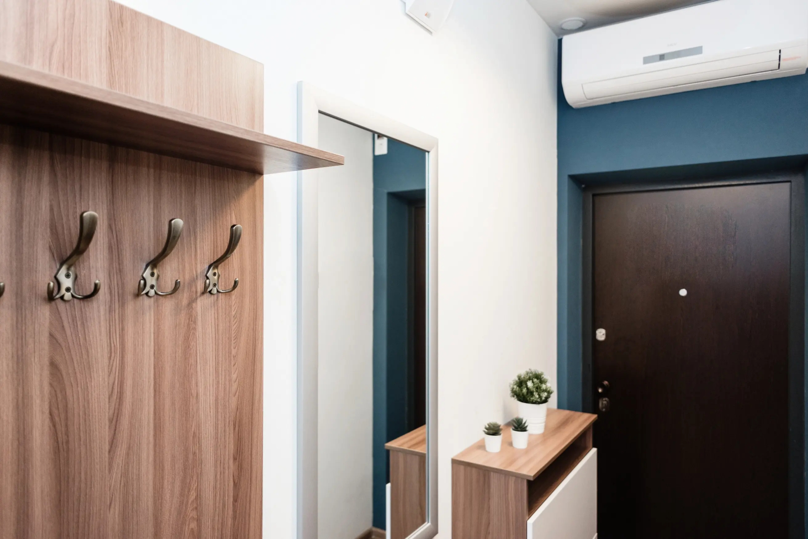 3 Апартаменты Малышева 42 (08)