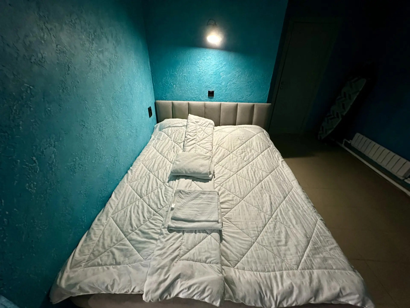 Апартаменты Улучшенные с большой двуспальной кроватью 7