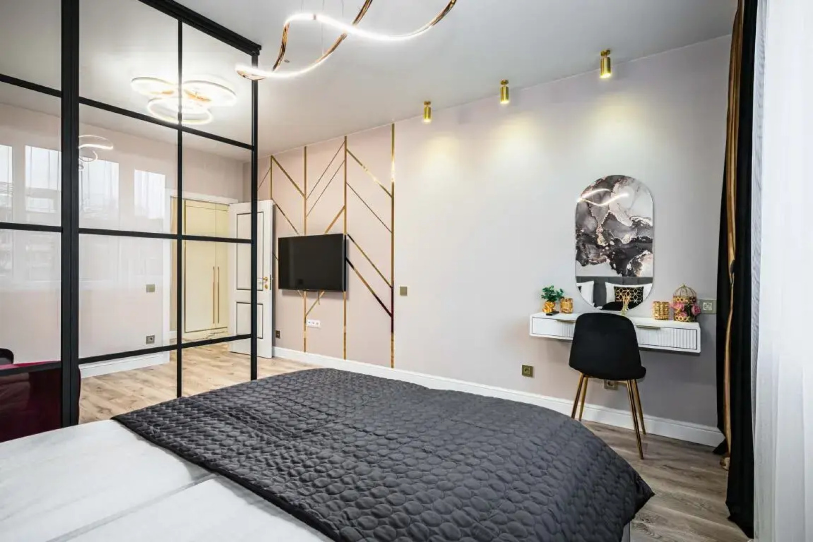 Апартаменты Crown39 - Strela - 2к №106: 71 м2, 2 этаж из 13