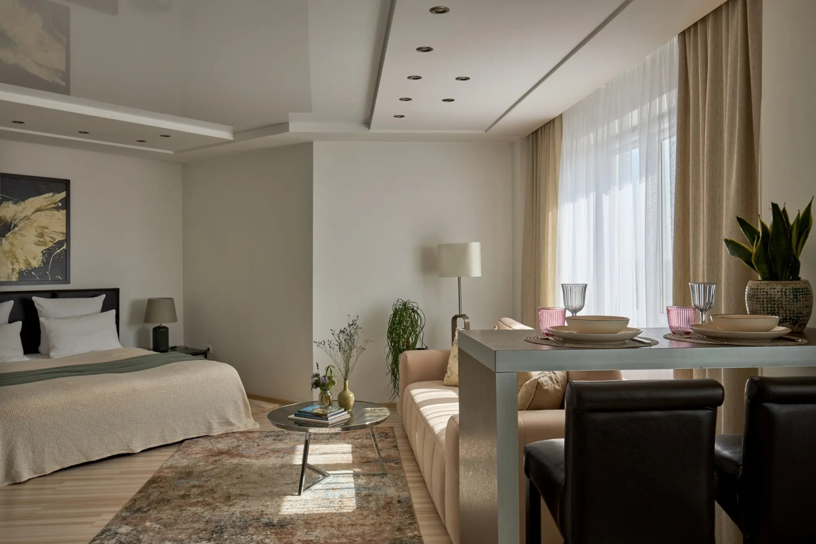 ЕвроУют Современные Апартаменты Студийного типа