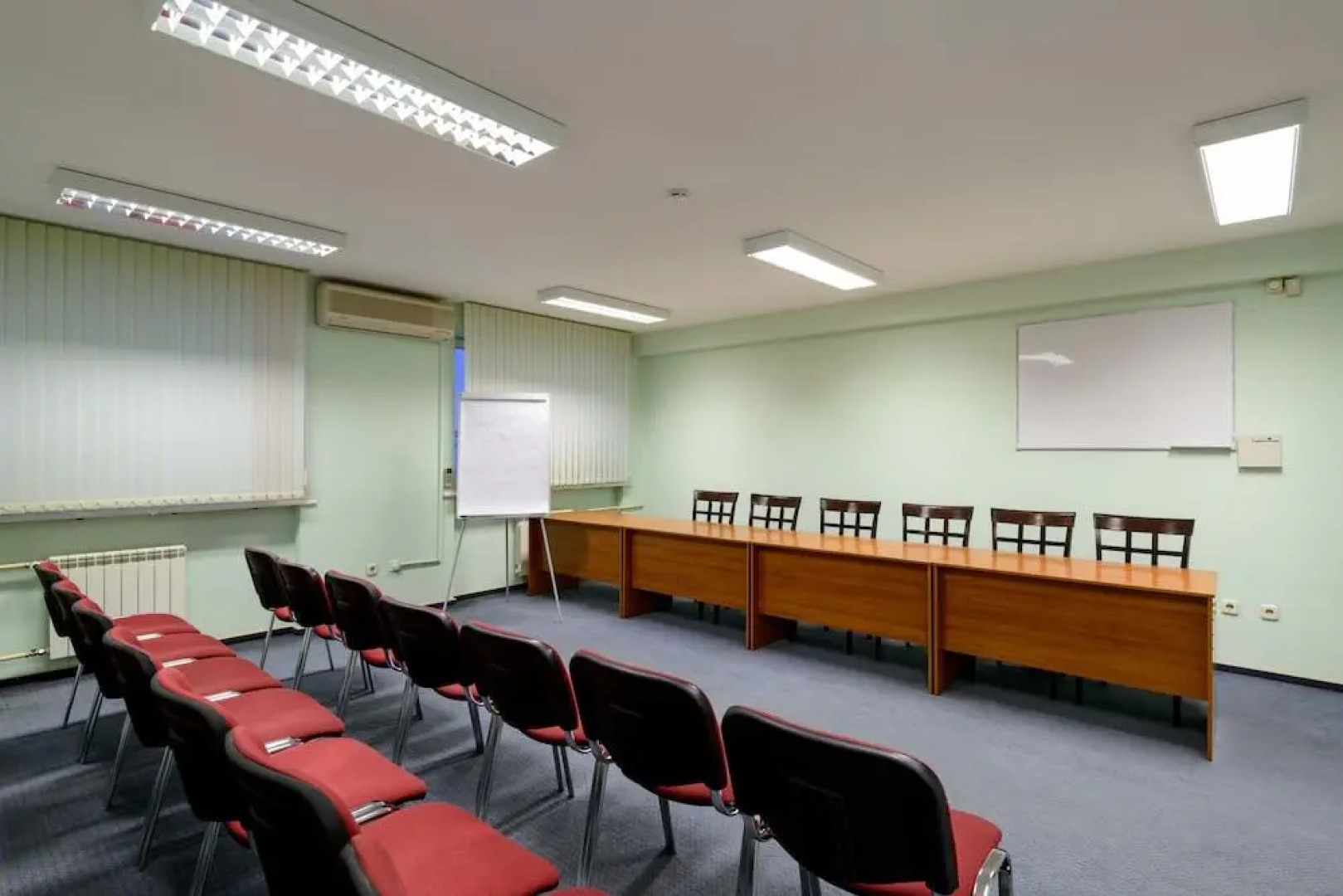 Азимут Отель Мирный