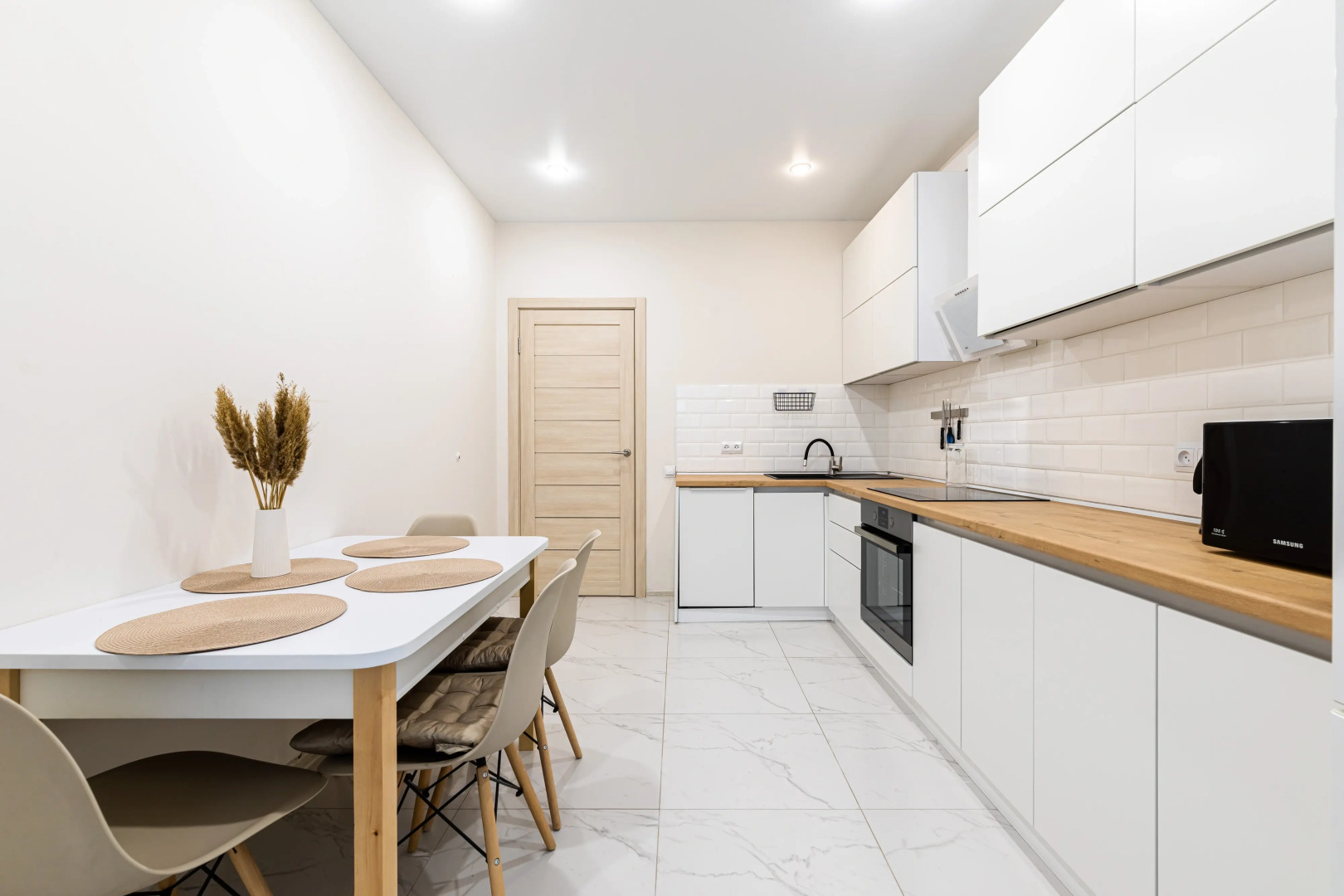 Апартаменты 3-х комнатные в центре в ЖК Арт Сити