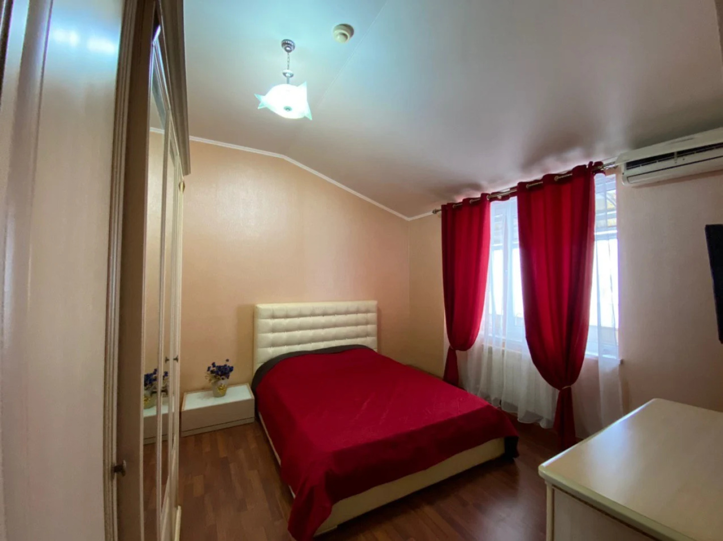 Отель Версаль