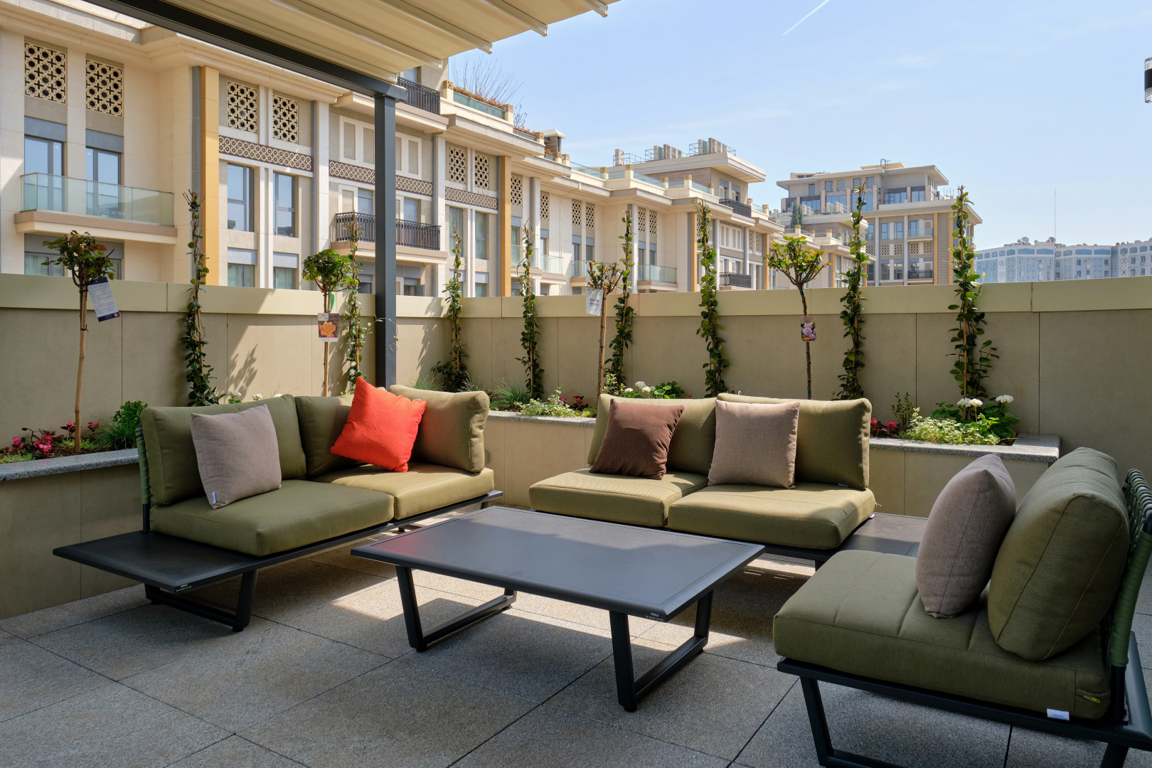 Апарт-отель Stylo Residences & Suites