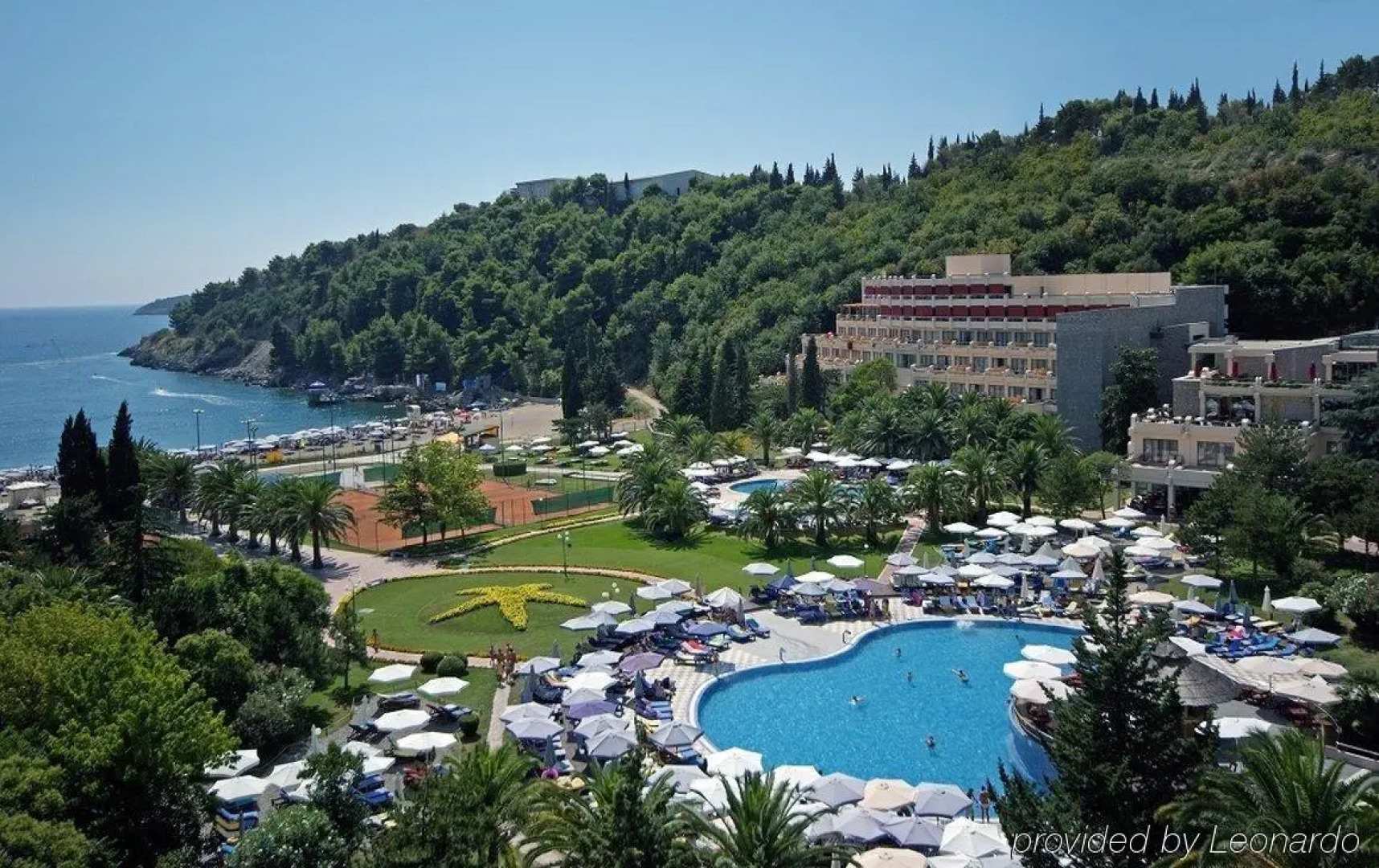 Отель Iberostar Bellevue