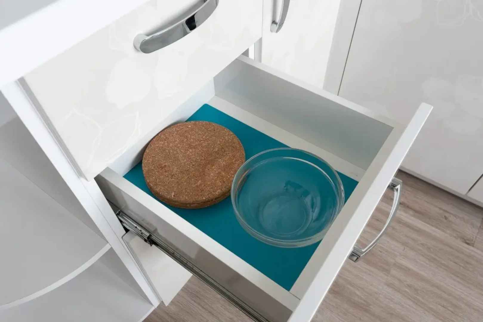 Апартаменты Двухкомнатные с двуспальной кроватью и двумя диванами