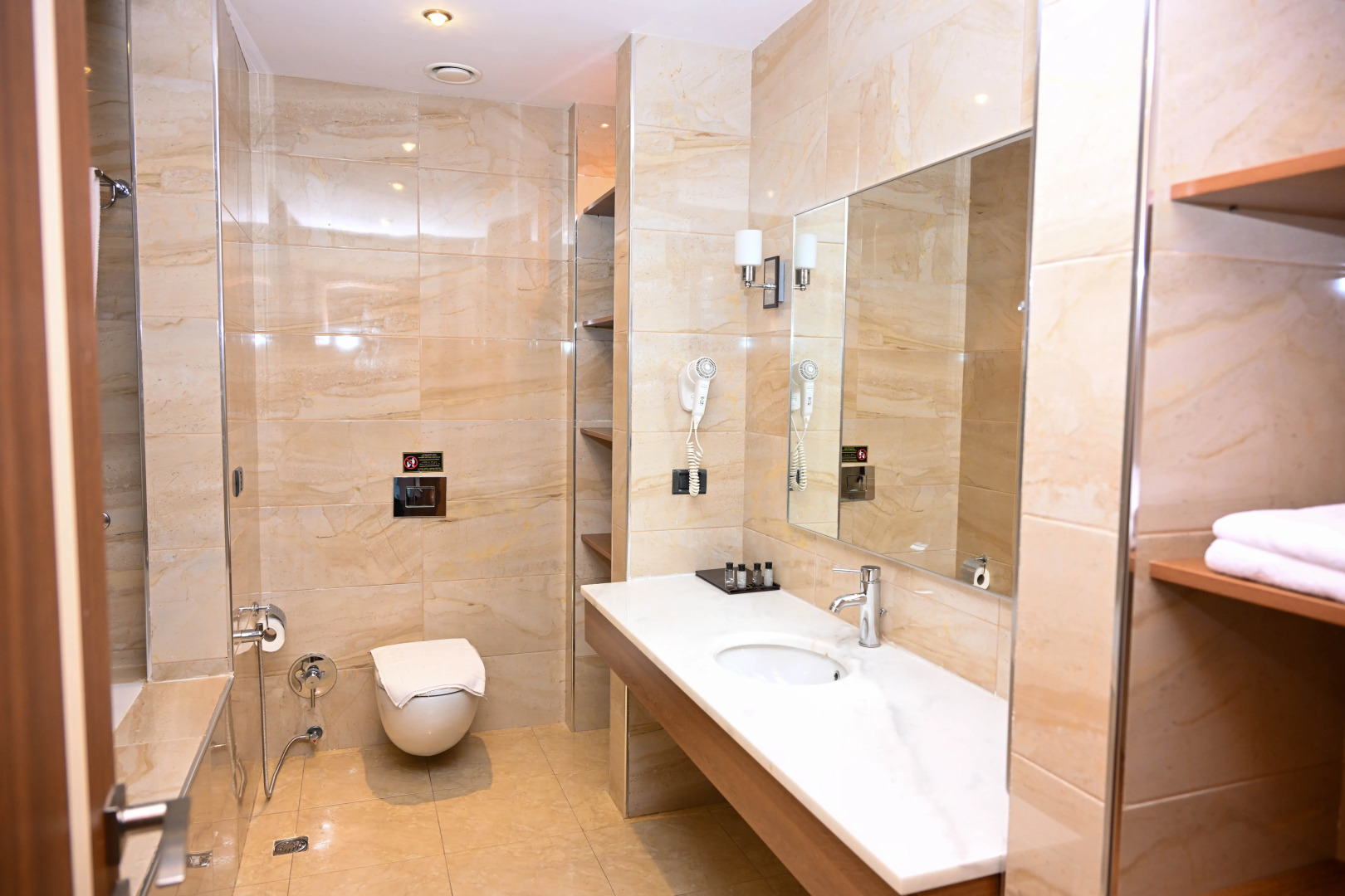 Отель Arena Sheki