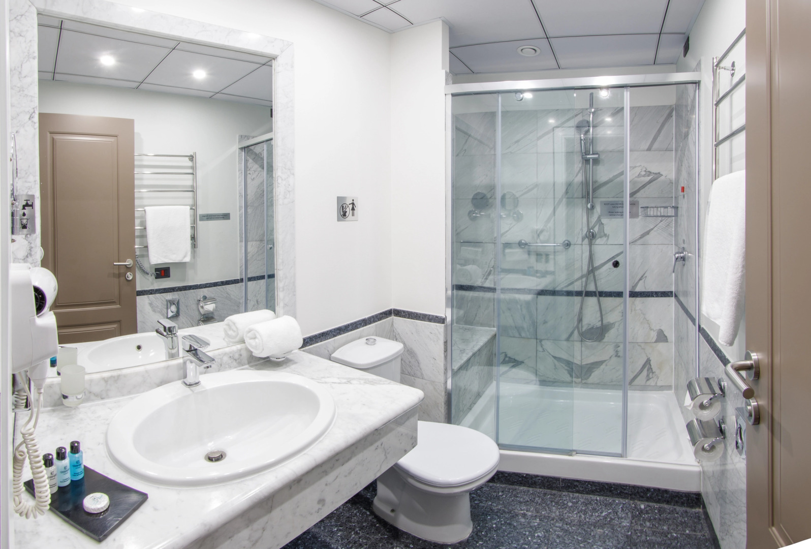 Отель Best Western Plus Congress Hotel