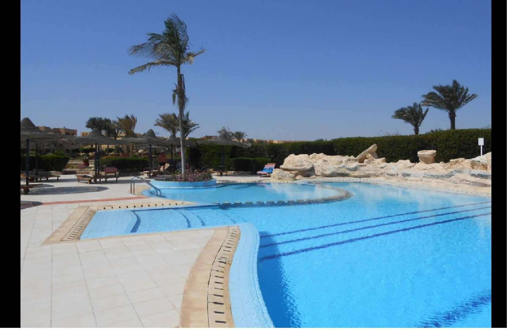 Отель Blend Elphistone Resort