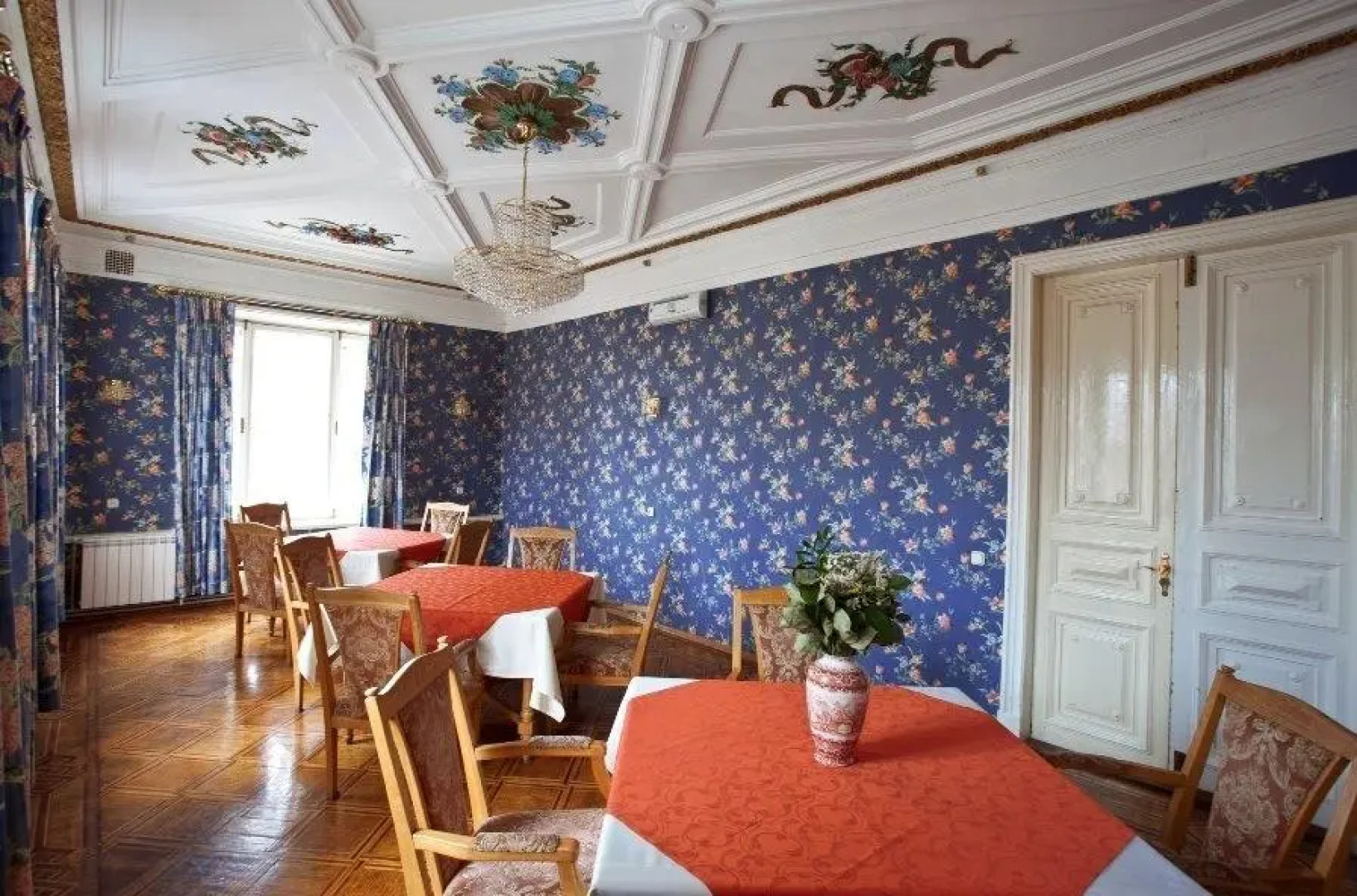 Отель Сергиевская