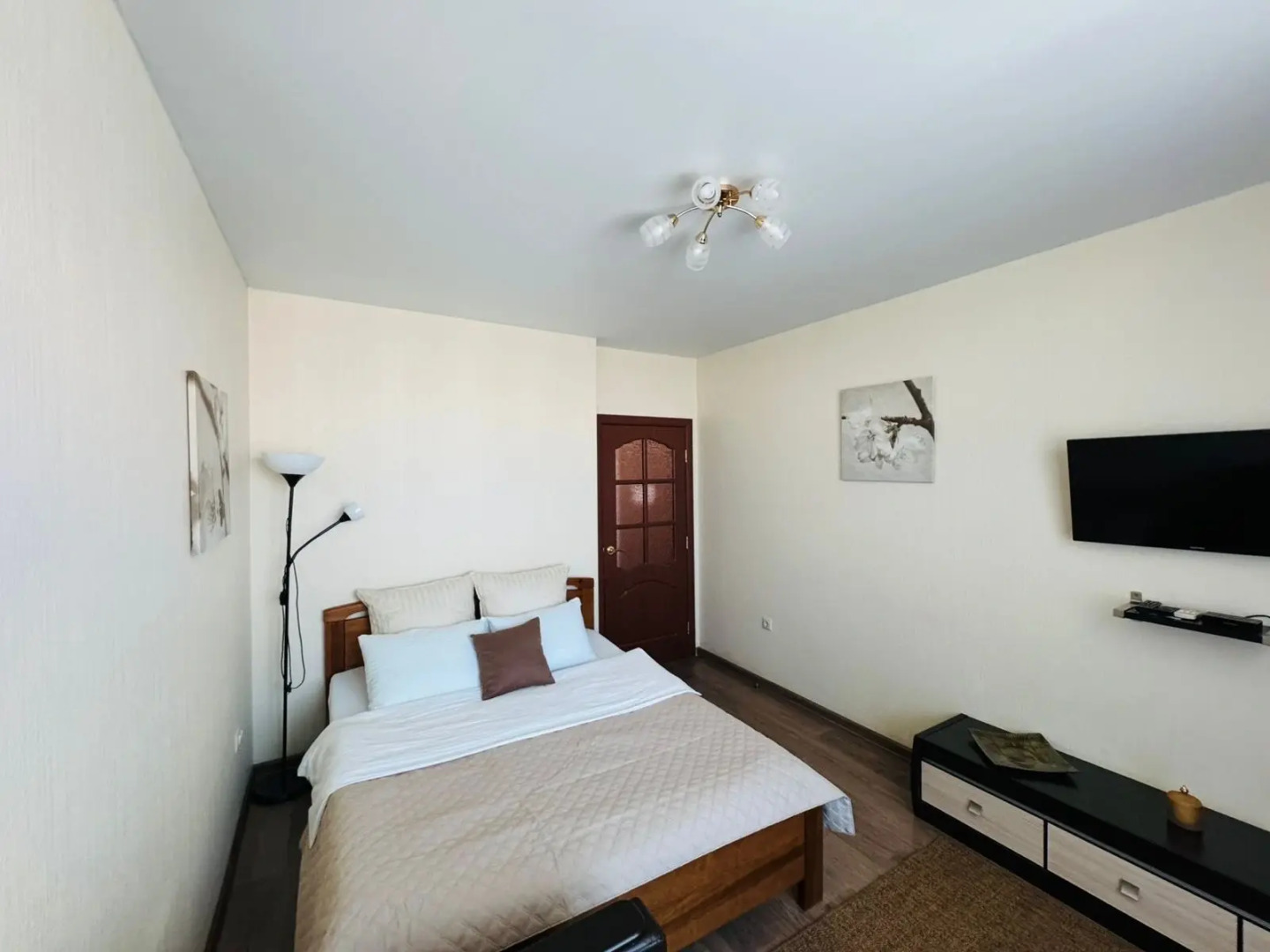 Апартаменты Кремль 63