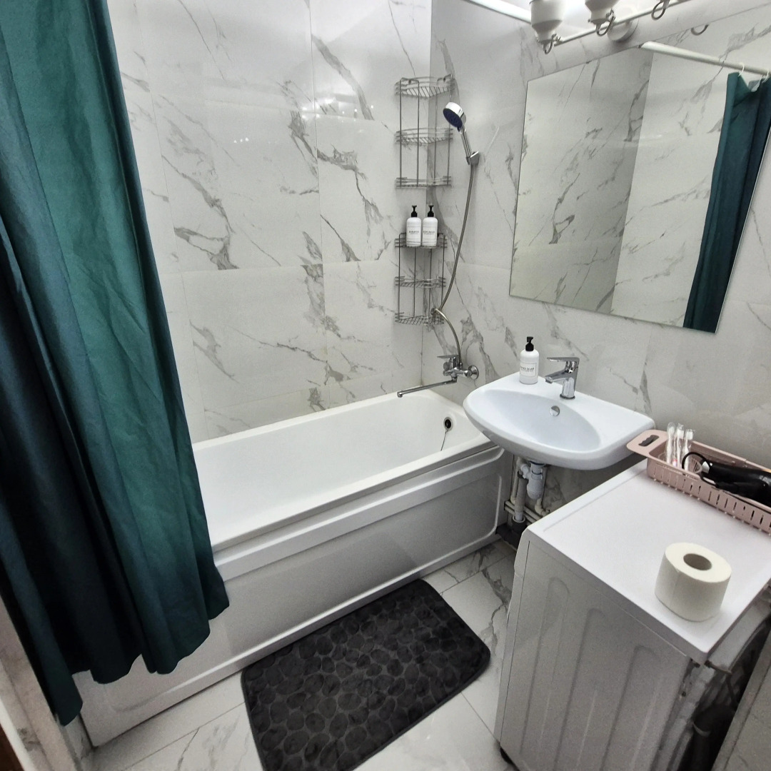 Квартира 2-х комнатная квартира со свежим ремонтом в центре Королева