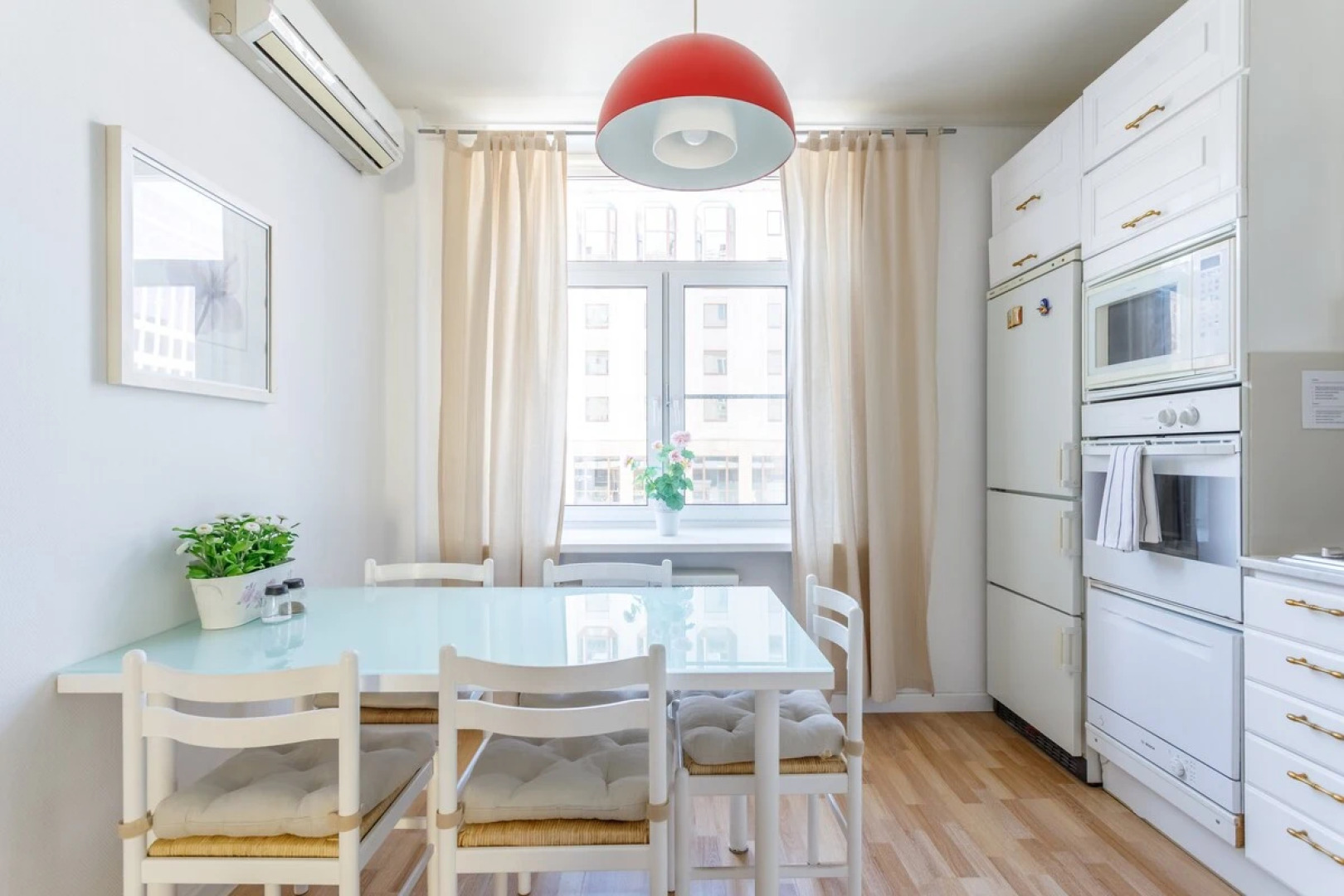 Апартаменты с 3-мя спальнями на Тверской