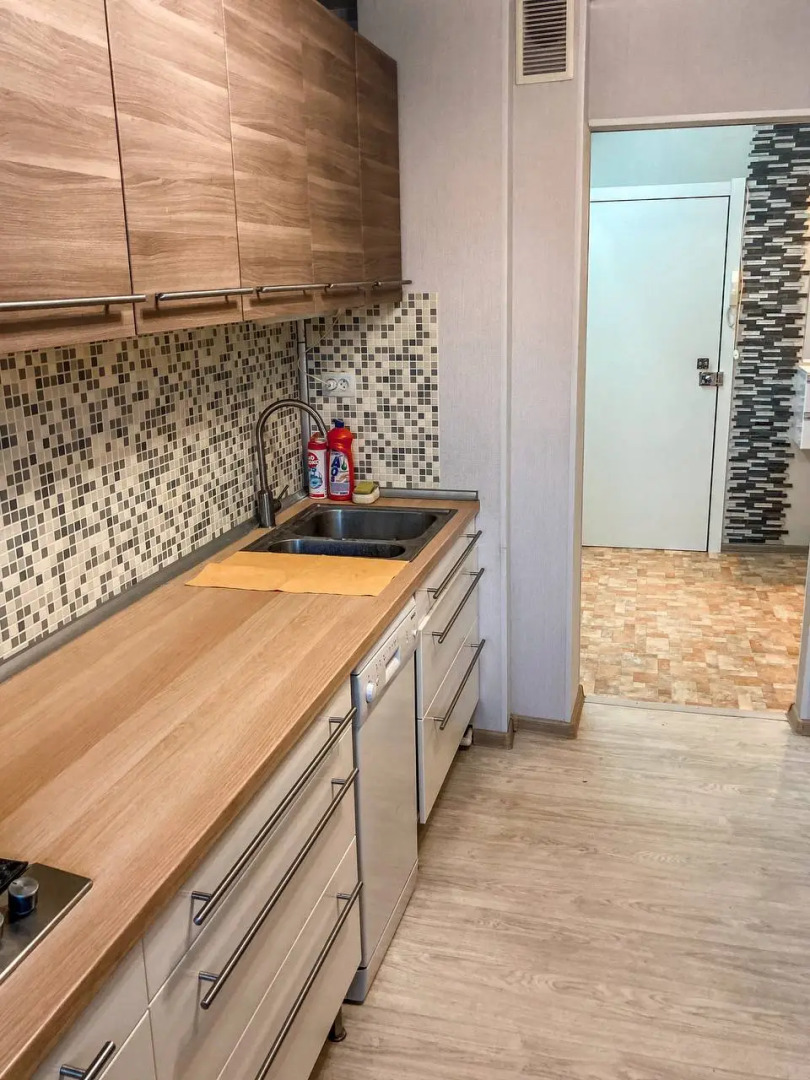 Апартаменты Четырехкомнатная Квартира на Первомайской