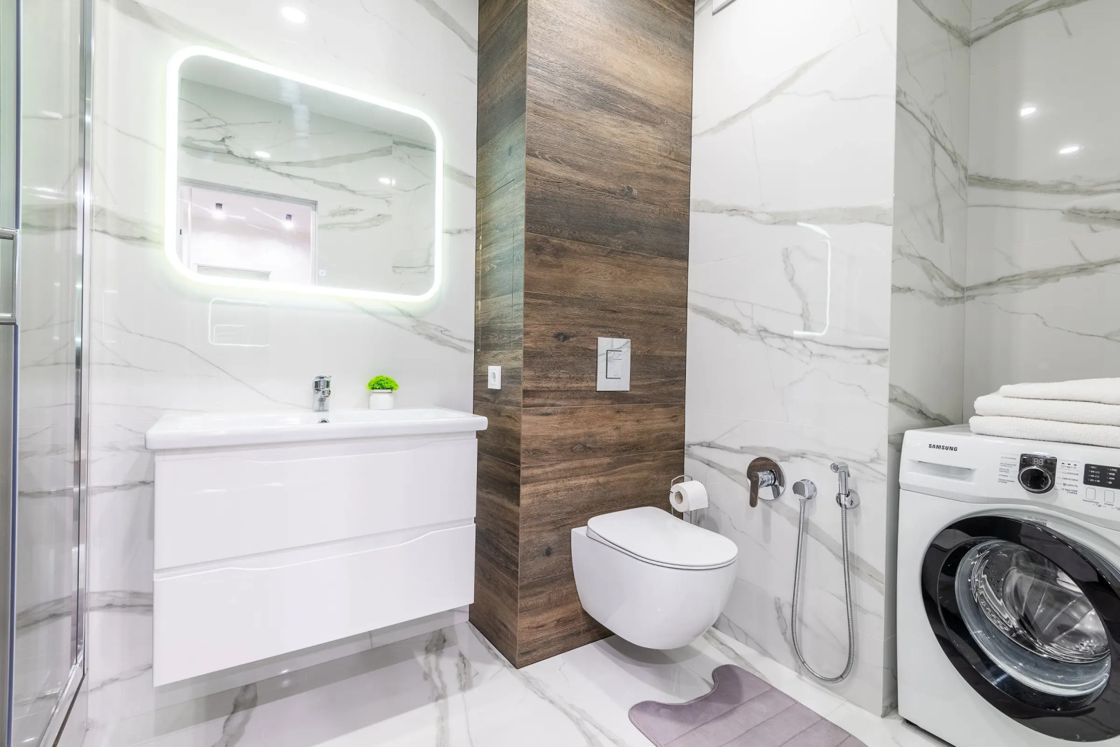 Квартира на сутки Минск Маяк Кухня объединена с жилой зоной Отдельная спальня Подходит для командировок и отдыха Wi-Fi Кондиционер